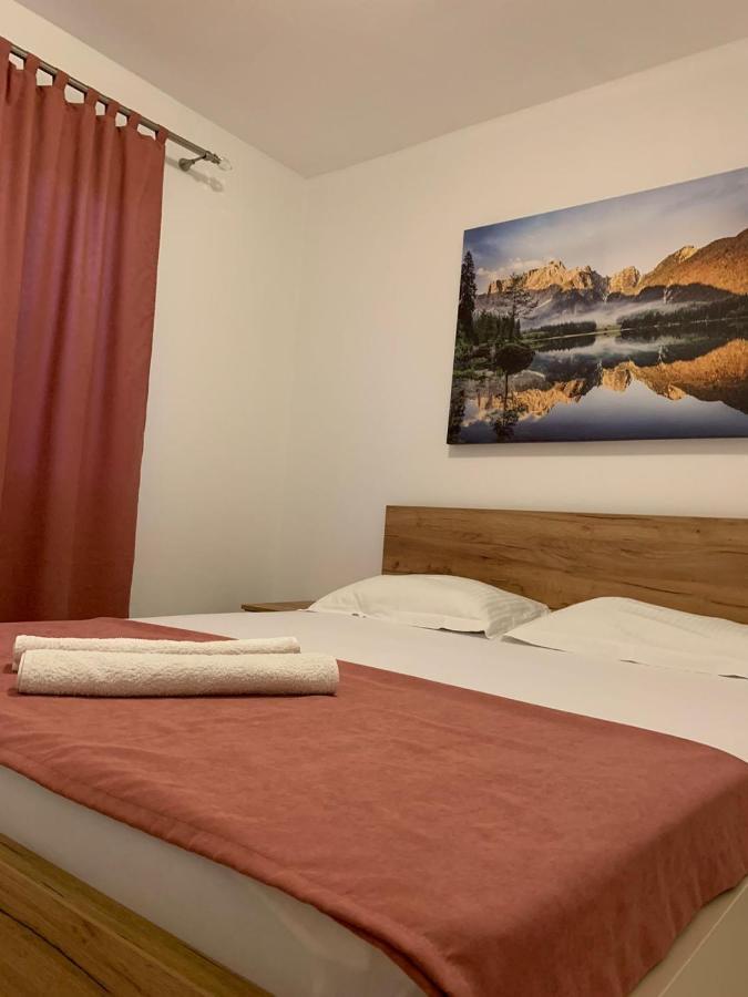 Apartments Marija Тиват Экстерьер фото