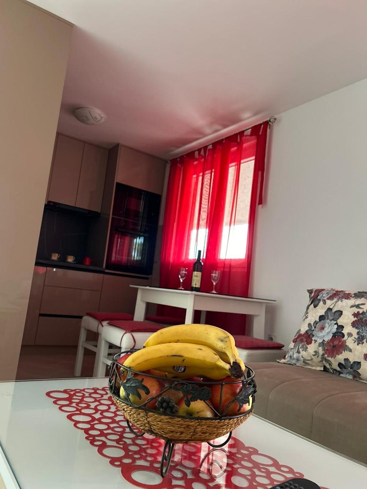 Apartments Marija Тиват Экстерьер фото