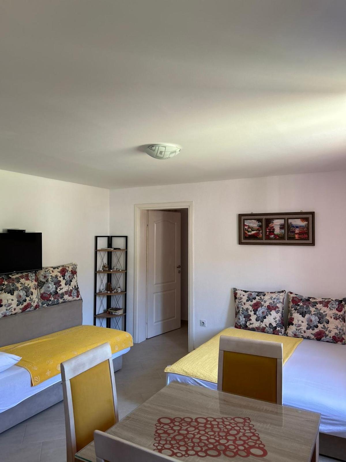 Apartments Marija Тиват Экстерьер фото